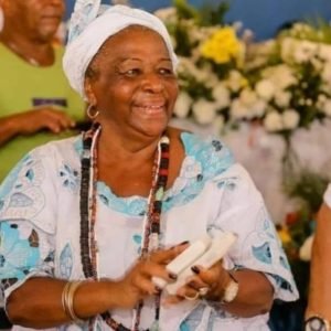 Leia mais sobre o artigo Nota de Pesar – Mãe Laura